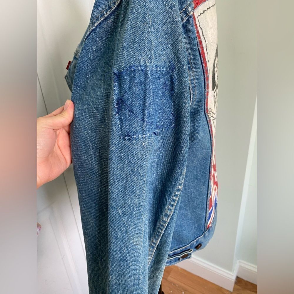 1990s/80s Levi’s Jean Jacket with Hand painted WHO Band Album Cover - Picture 7 of 11